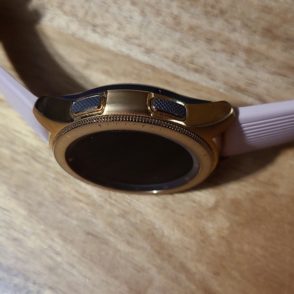 Samsung Galaxy Smart Watch - Picture 8 of 9